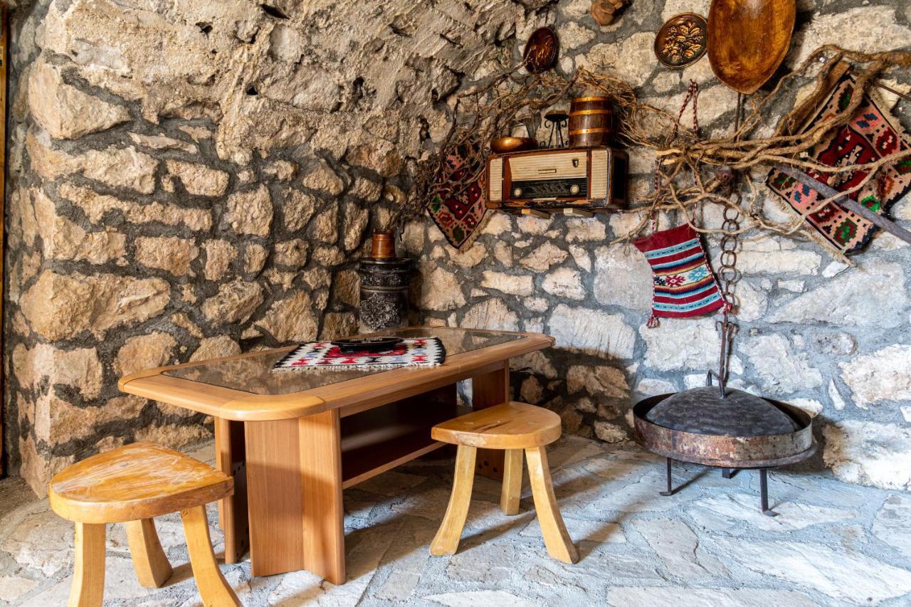 Holiday Home Pavle Rijeka Crnojevića Exteriör bild
