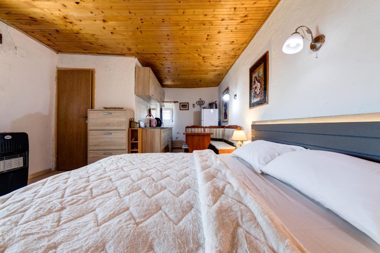 Holiday Home Pavle Rijeka Crnojevića Exteriör bild